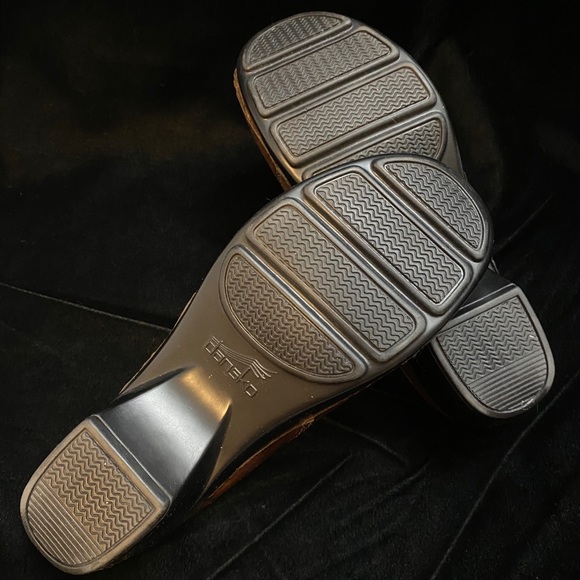 Dansko Clogs - Picture 4 of 5